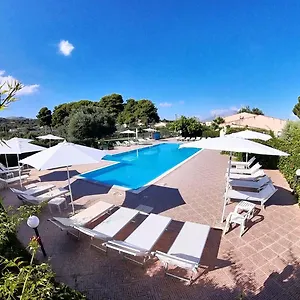 Teti - Sicilia , Campofelice Di Roccella Italië